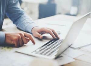 Миф об уникальности: почему 100% по Text.ru не дают ТОП в Google